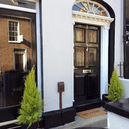Princes House In The Walled City Londonderry Bagian luar foto