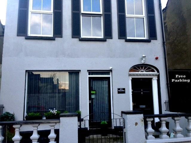 Princes House In The Walled City Londonderry Bagian luar foto